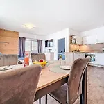 Alpenlodge Gruenten By Interhome アパート *