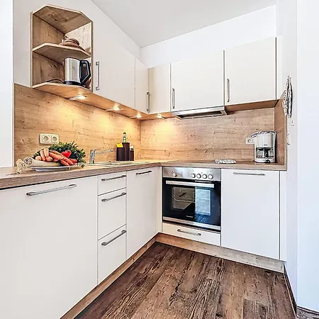아파트 Alpenlodge Gruenten By Interhome *