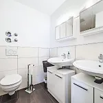 Alpenlodge Gruenten By Interhome